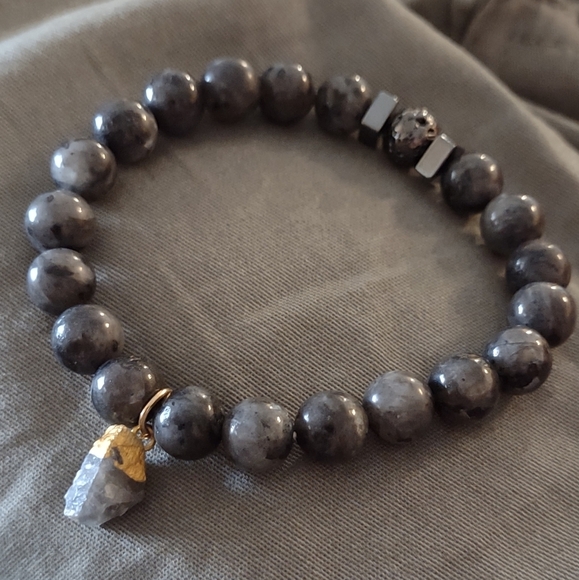 Hand Crafted Jewelry - Labradorite 🙏 Bracelet for Health and Wellness